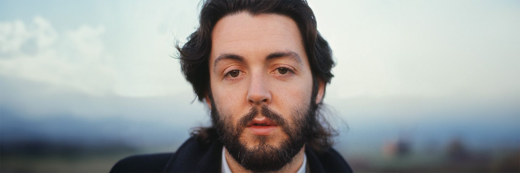 Paul_McCartney_Man_On_The_Run_1680x560.jpg